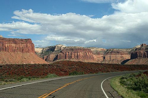 canyonlands.jpg
